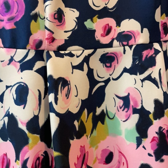 Cutest Floral Summer Sleeves Dress W size 8 - Picture 4 of 6